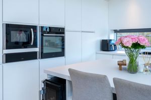 Kitchen- click for photo gallery